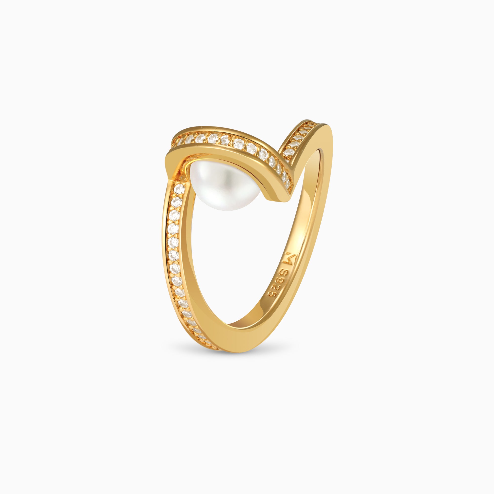 Pearl and Arc Ring in Gold