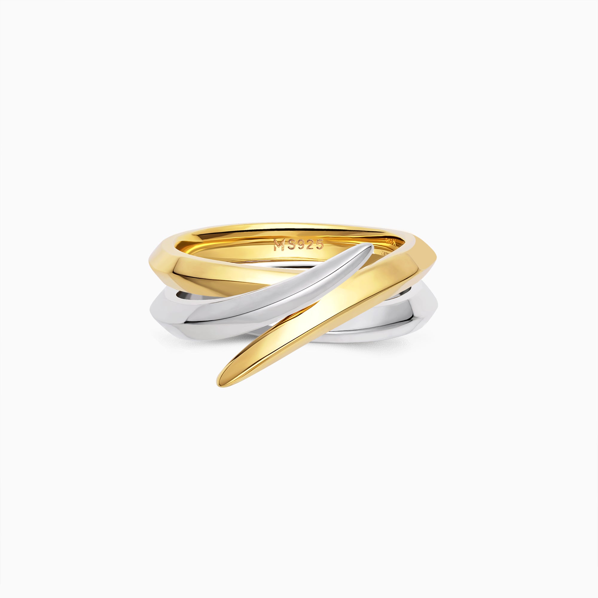 Pointed Curve Ring